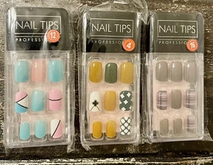 LOT OF 3 PRESS ON NAILS SHORT Blue, Yellow, Taupe with A Geometric Accent - Picture 1 of 4
