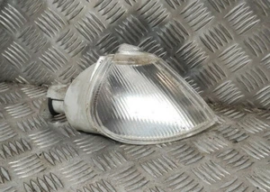 Clignotant avant droit - RENAULT Laguna I (1) phase 1 - Réf : 67625940 - Picture 1 of 4