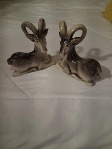 Paar Fitz & Floyd Widder handbemalt Porzellan Schnee Widder Buchstützen Figur 7' L 7" H - Bild 1 von 16