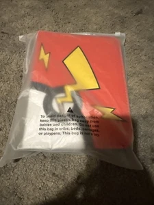 The Ultimate Pokémon Trading Card Collection Album Pikachu Holds 400 Card - Picture 1 of 3