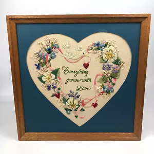 Vintage cucito a mano opaco/corniciato 'tutto cresce con amore' punto ago matrimonio - Foto 1 di 12