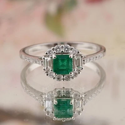 3.00 Ct Emerald Cut Natural Emerald & Diamond Real 18K White Gold Beautiful Ring - Image 1 of 4