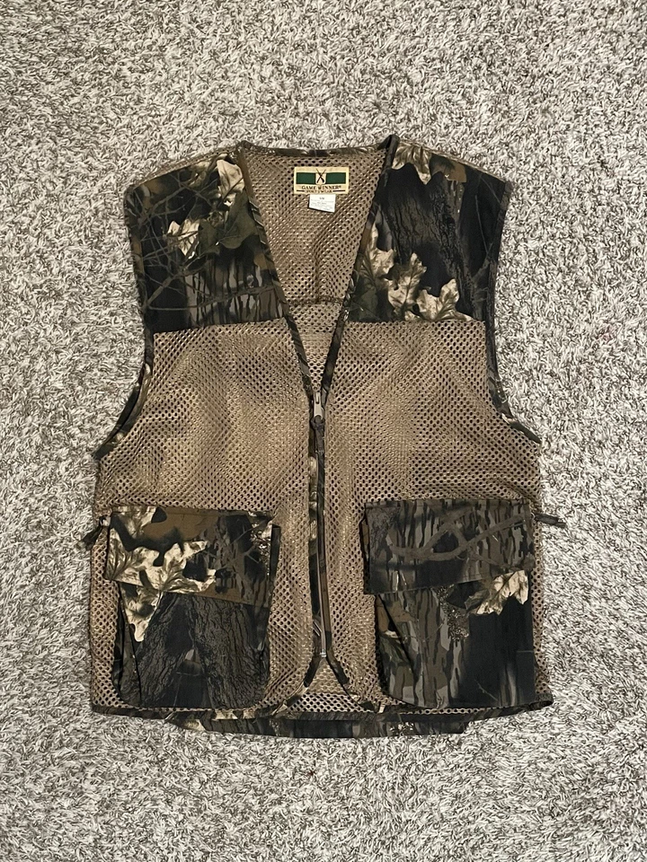 Game Winner Mossy Oaks Small Medium Hunting Vest - Image 1 of 4