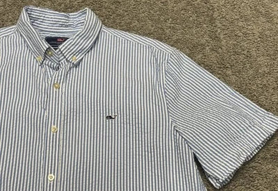 Vineyard Vines 蓝色条纹弹力修身纽扣鲸鱼衬衫男式大号二手状况完好 — 第 1/4 张图片