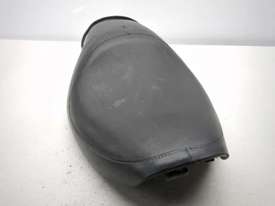 Переднее водительское сиденье 94–04 Honda VF750C Magna 750 - Изображение 1 из 4