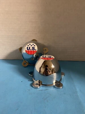 (2) 5 TAPAS DE PLÁSTICO PARA OREJAS 5 OREJETAS RUEDAS MAGS EE. UU. CON ESPACIO DE MONTAJE DE 2 ORIFICIOS 1/8 Foto 1 de 4