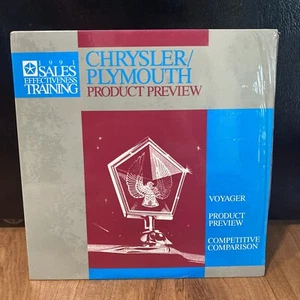 Entrenamiento de disco láser de concesionario 1991 - comparación Chrysler Plymouth Voyager - Imagen 1 de 2