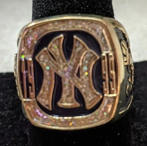 NY YANKEES 1999 CHAMPIONSHIP REPLICA RING Tampa Tribune SGA 3/27/12 Size 11 - Picture 1 of 4
