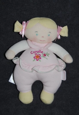🍀Peluche Doudou COROLLE 2010 Poupée Fille Tendre Rose Couette Hochet 21 Cm TTBE - Photo 1/2
