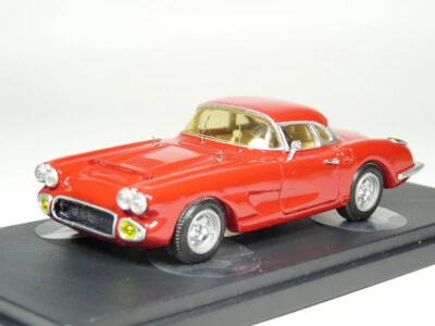 Top GOLD036 1/43 1960 Chevrolet Corvette Resin Model Car - Image 1 of 3