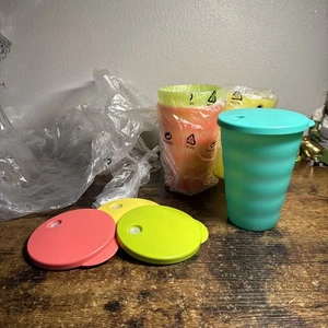 Tupperware Impressionen 16 Unzen Becher Strohhalm Dichtungen verschiedene Farben #2515A Posten/4 - Bild 1 von 8