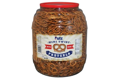 Bolsa de bocadillos grande Utz Mini Twist Pretzels 60 oz golosinas crujientes y saladas Foto 1 de 3
