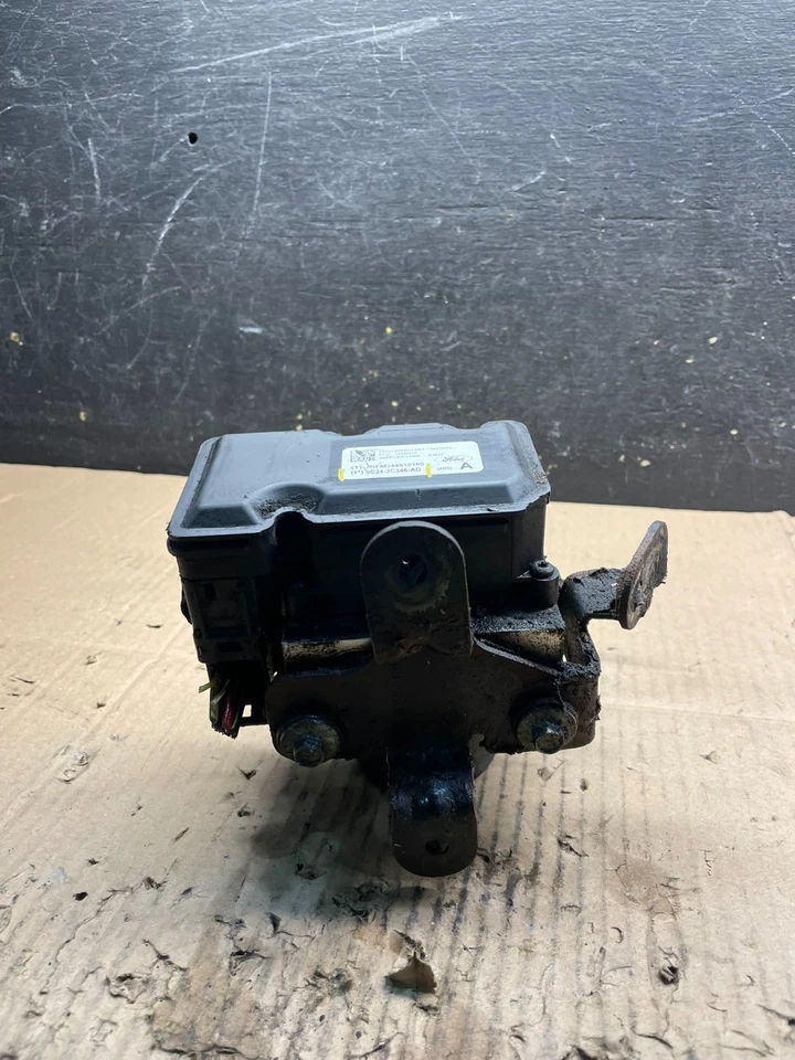 Ford E250 E350 Econoline 2009 2010 bomba de freno antibloqueo ABS antibloqueo V2290 DG Foto 1 de 4