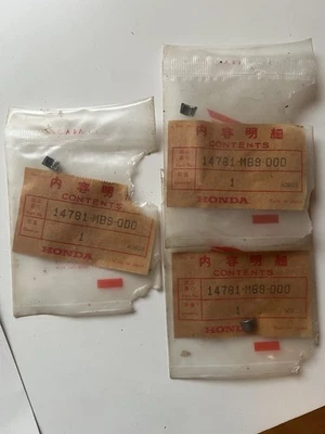 Honda XL600 XR600 Cotter клапан держатель 14781-MB9-000 OEM NOS лот из 3 - Изображение 1 из 3