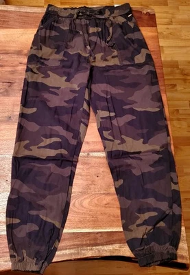 Pantalones Jogger Victoria's Secret ROSA Camuflaje Fácil Talla Pequeña Nuevos con Etiquetas Foto 1 de 4