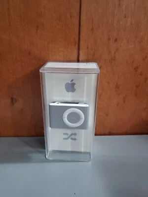New Apple Ipod Shuffle 2nd Gen MA564LL/A A1204 1GB MP3 Player Silver - SEALED - Image 1 of 2