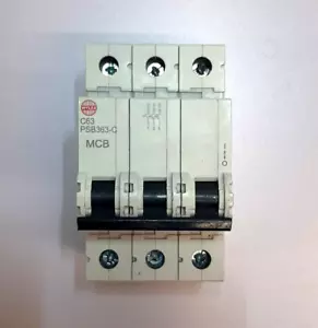 MCB trifásico Wylex PSB363-C C63 63A - Imagen 1 de 4