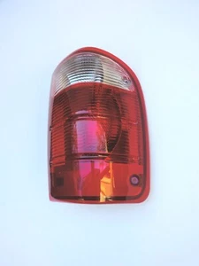 Eagle Eyes FR322-U000R Right Tail Light Assembly 01-05 Ford Ranger - Picture 1 of 6