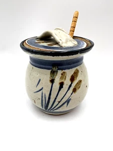 Studio Art Pottery Honey Pot with Lid and Drizzle Stick - Artist Signed - Picture 1 of 7