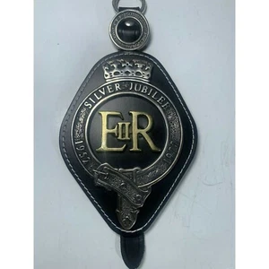 Regina Elisabetta II d'Inghilterra souvenir argento da collezione Giubileo in pelle 52-77 - Foto 1 di 4