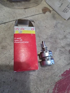 Potenciómetro CCU5041 Ohmite 2 vatios .5meg / .5meg Ohm 2W Dual 500KΩ - Imagen 1 de 6