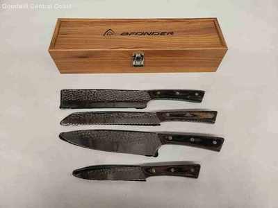 Juego de cuchillos BRONDER con estuche de almacenamiento Foto 1 de 4