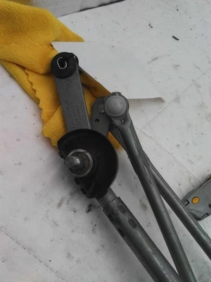 2020 MAZDA MX-5 MIATA Wiper Motor OEM Used 39K Miles Red NA1P67340 - Image 1 of 4