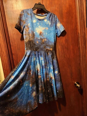 Vestido ajustado y acampanado estampado Galaxy talla S Foto 1 de 4