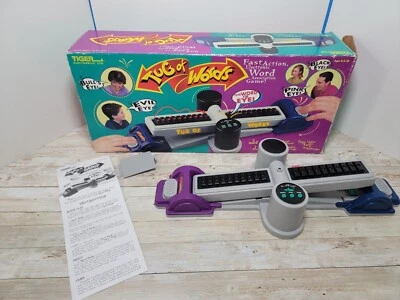 Tug Of Words Tiger Electronics LTD Acción Rápida Palabra Asociación Juego VIDEO Funciona Foto 1 de 4