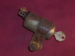 1948 1949 1950 1951 1952 1953 1954 Chevrolet Ignition Switch Vintage - Picture 1 of 5