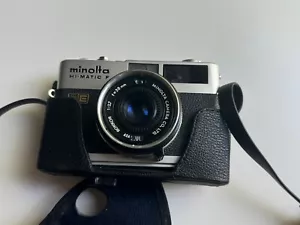 MINOLTA HI-MATIC F w/ Rokkor 1:27 F=38mm Lens - Picture 1 of 3