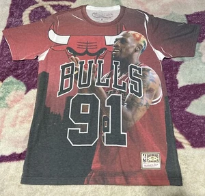 Mitchell & Ness Chicago Bulls Dennis Rodman Shirt Mens Sz M Hardwood Classics🔥 - Picture 1 of 8