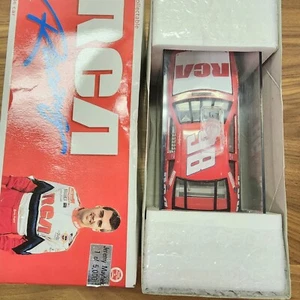 Jeremy Mayfield #98 1:24 scale stock car~new~ - Picture 1 of 7