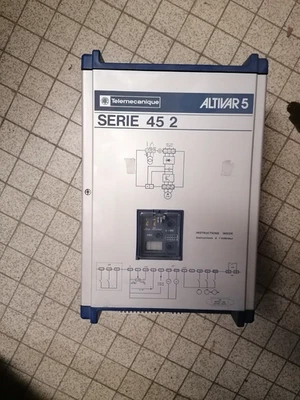 Variateur Telemecanique  ATV452U15 - Photo 1/2