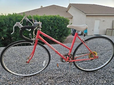 schwinn world sport bicycle - Image 1 of 3