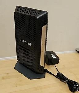NETGEAR CM1000 DOCSIS 1000Mbps Cable Modem (CM1000-1AZNAS) - Picture 1 of 4