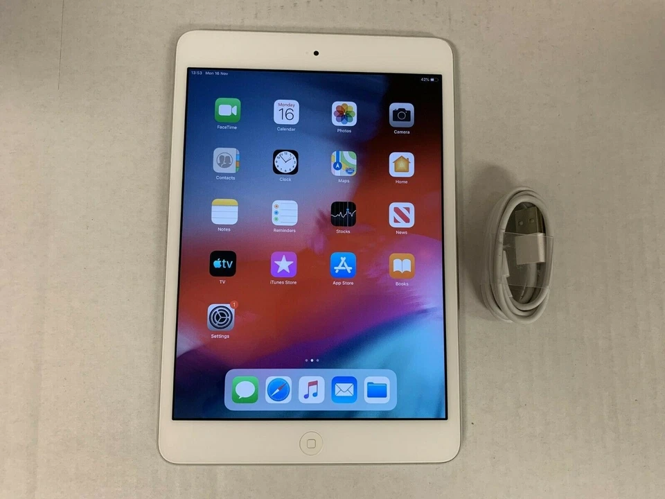 Apple iPad mini 2 7.9 Inch 16GB Wi-Fi - Silver - Image 1 of 1