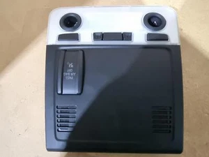 BMW SERIE 1 E82 07-13 INTERNO TETTO ANTERIORE LUCE CORTESIA 9197747 - Foto 1 di 9