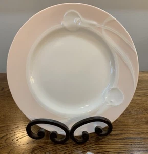 (8) Classic Flair Peach by Mikasa Salad Plates White Embossed Flowers Peach Rim - Picture 1 of 3