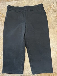 Croft & Barrow Black Effortlessly Stretch Capri Pants Sz 16 Waist 36” Inseam 20” - Picture 1 of 5