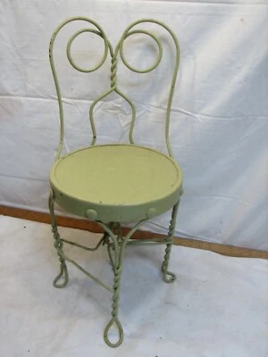 Silla de heladería retro muñeca oso de peluche vintage con patas traseras de alambre retorcido para niños Foto 1 de 4