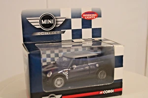 Corgi #CC86526 The New 2001 BMW Mini Cooper - CHECKMATE - Working Lights - Picture 1 of 5