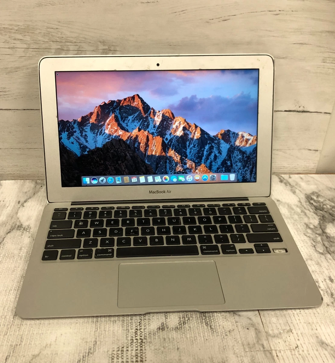 Preços baixos em 2011 Laptops Apple MacBook Air 4GB | eBay