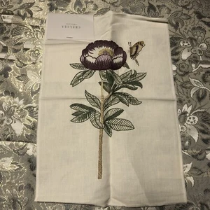 Chelsea Textiles - HAND EMBROIDERY / BOTANICAL - Picture 1 of 7