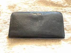miu miu Wallet 241120114 - Picture 1 of 7