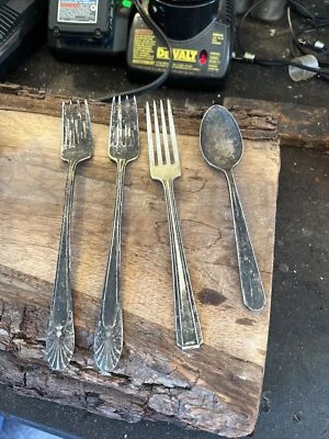 Cubiertos vintage CROWN plateados - RADIANCE, 2 horquillas, horquilla Neco Alpaca, hotel Foto 1 de 4