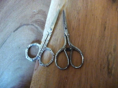2 Paires  de ciseaux anciens ( ref 17 ) - Photo 1/3