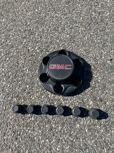 One 1996 to 1999 GMC 1500 2500 black 6 lug plastic bolt on center cap hubcap OEM - Picture 1 of 24