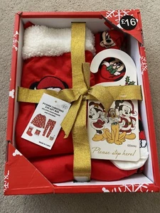 Kids Childs Santa Christmas Eve Mickey Mouse Pyjamas Set Age 2-3 Years Gift New - Picture 1 of 3