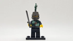 LEGO minifigure Dragon Knight cas454 Castle Kingdoms dragons 7947 plume     read - Picture 1 of 6